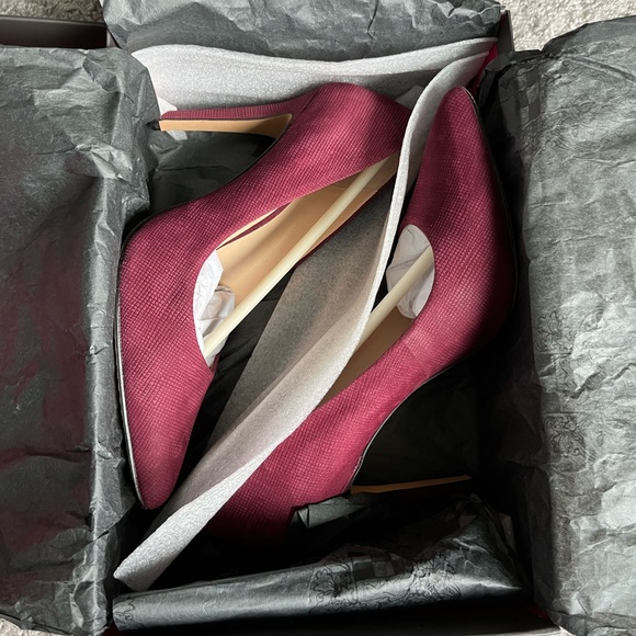 Vince Camuto ‘Kain’ Pump - Picture 4 of 5
